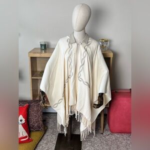 VTG Wool Poncho Grey And Cream Leather Accents Cape Sweater